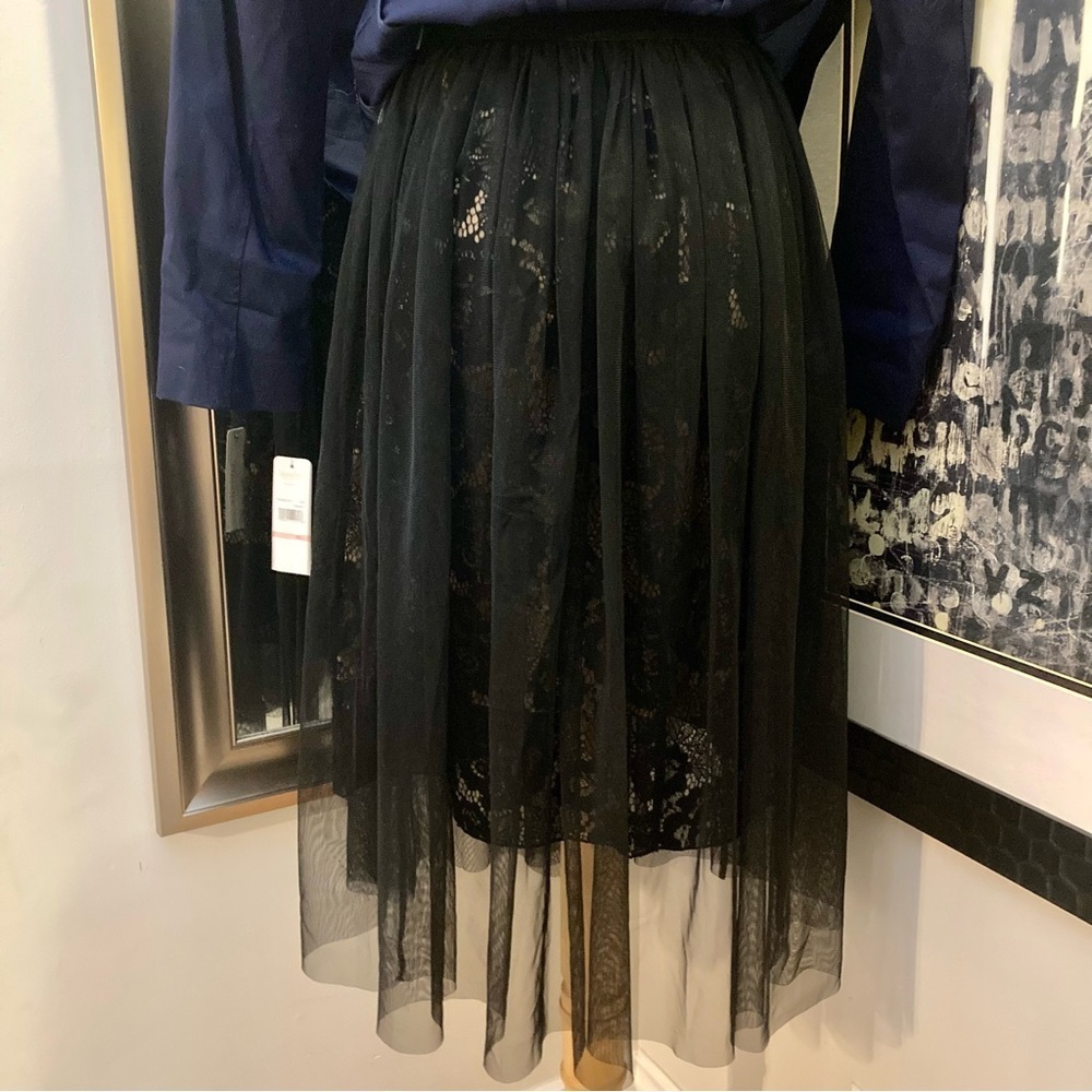 Black lace midi skirt with netted overlay - Picture 4 of 6